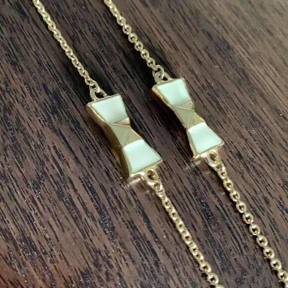 KATE Spade enamel/gold bow gold tone chain necklace - Picture 3 of 10